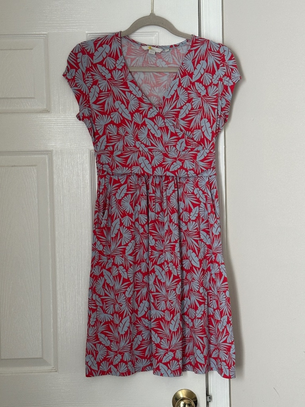 Boden Lola Jersey Knit Dress Tropical Leaf Print Red Blue Size 6 Petite